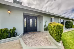 24720 Foothill Dr, Salinas, CA 93908 - Photo 3