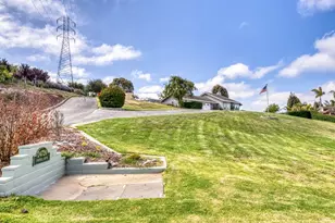 24720 Foothill Dr, Salinas, CA 93908 - Photo 45