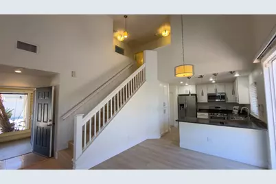 9233 Laguna Pointe, Elk Grove, CA 95758 - Photo 9