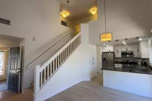 9233 Laguna Pointe, Elk Grove, CA 95758 - Photo 9