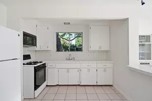 104 Edelen Ave, Los Gatos, CA 95030 - Photo 37