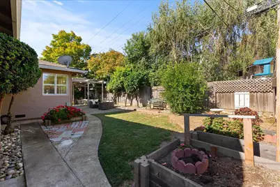 2597 Malaga Dr, San Jose, CA 95125 - Photo 35