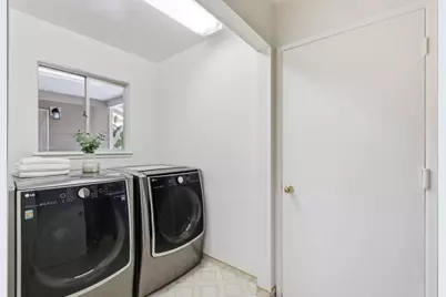 2597 Malaga Dr, San Jose, CA 95125 - Photo 29