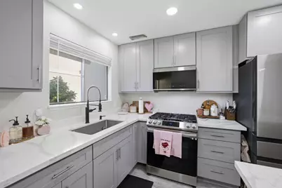 100 W Rossi St 2, Salinas, CA 93901 - Photo 7