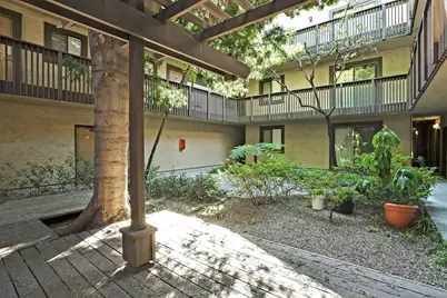 711 S Bayshore Blvd 16, San Mateo, CA 94401 - Photo 9