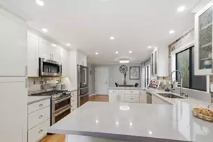 1224 Hawkhurst Pl, San Jose, CA 95125 - Photo 15
