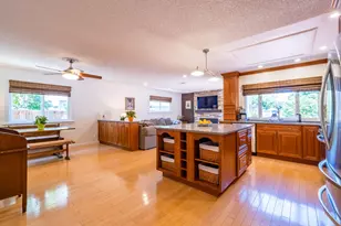 339 Churchill Pl, Gilroy, CA 95020 - Photo 11