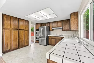 5436 Century Park Way, San Jose, CA 95111 - Photo 15
