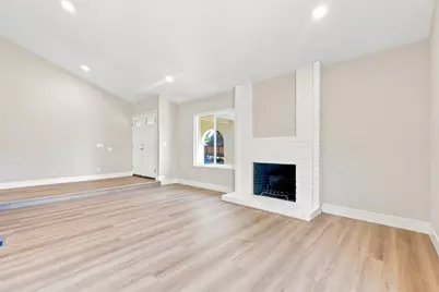 5436 Century Park Way, San Jose, CA 95111 - Photo 11