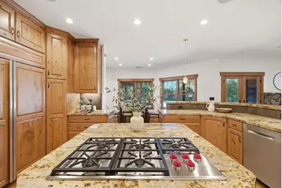12401 Merriman Ln, Gilroy, CA 95020 - Photo 13