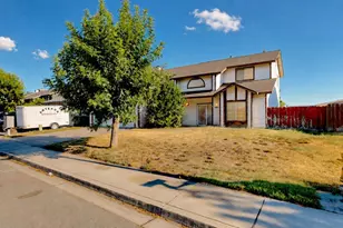 1961 Nikki Ann Way, Turlock, CA 95380 - Photo 5