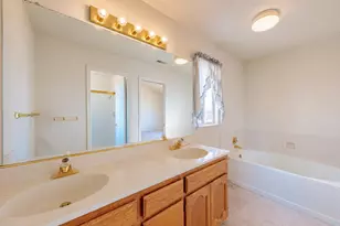 1961 Nikki Ann Way, Turlock, CA 95380 - Photo 5