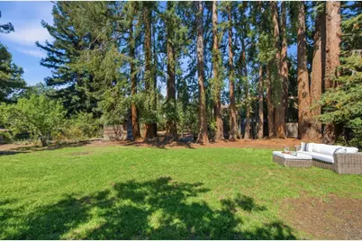 24285 Summerhill Ave, Los Altos, CA 94024 - Photo 29