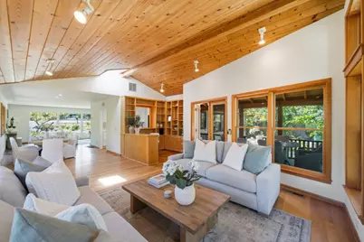 24285 Summerhill Ave, Los Altos, CA 94024 - Photo 15