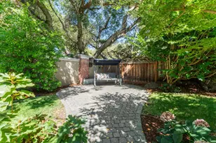 145 Gloria Cir, Menlo Park, CA 94025 - Photo 45
