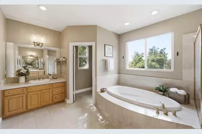 8411 Goldenrod Cir, Gilroy, CA 95020 - Photo 31
