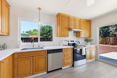799 Sunbrook Ct, San Jose, CA 95111 - Photo 7