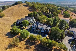 17070 Viewcrest Ln, Morgan Hill, CA 95037 - Photo 13