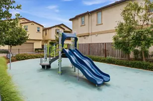 1429 Poppy Ln, Hayward, CA 94545 - Photo 45