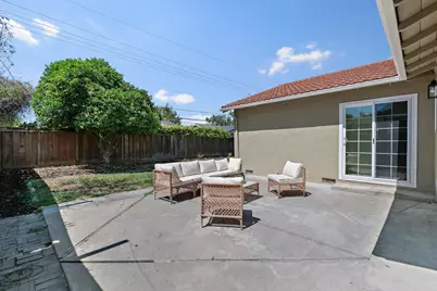 1611 Willowgate Dr, San Jose, CA 95118 - Photo 23