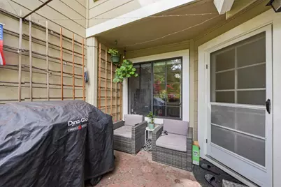 2561 Yerba Bank, San Jose, CA 95121 - Photo 33