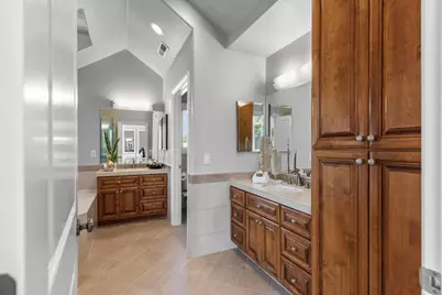 1373 Hester Ave, San Jose, CA 95126 - Photo 29