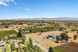 141 Arroyo Seco Dr, Hollister, CA 95023 - Photo 37