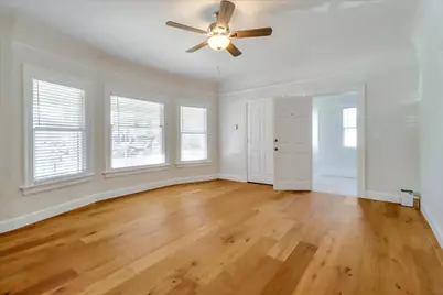 98 E Saint John St, San Jose, CA 95112 - Photo 9