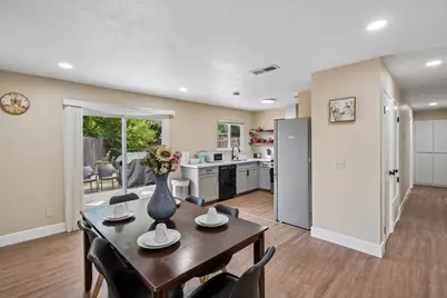 9021 Posada Way, Sacramento, CA 95826 - Photo 7
