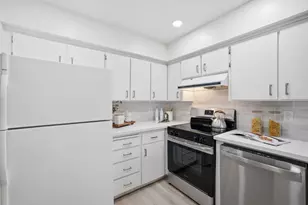 1251 E Fremont Terrace, Sunnyvale, CA 94087 - Photo 11