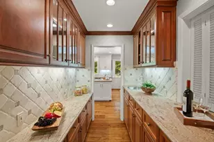 15355 Peach Hill Rd, Saratoga, CA 95070 - Photo 15