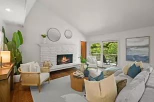15355 Peach Hill Rd, Saratoga, CA 95070 - Photo 9