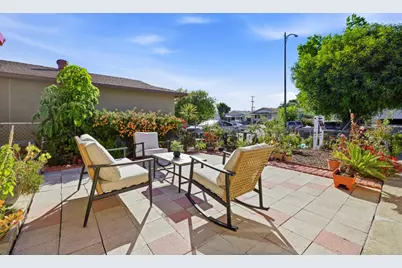 3242 Blue Mountain Dr, San Jose, CA 95127 - Photo 3