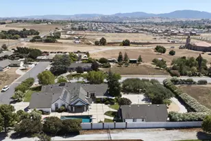 2020 Sunset Dr, Hollister, CA 95023 - Photo 85