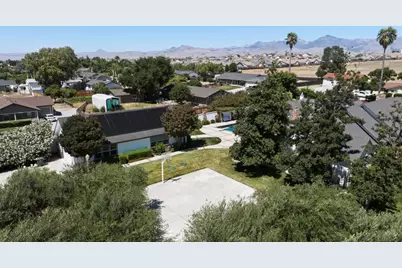 2020 Sunset Dr, Hollister, CA 95023 - Photo 87