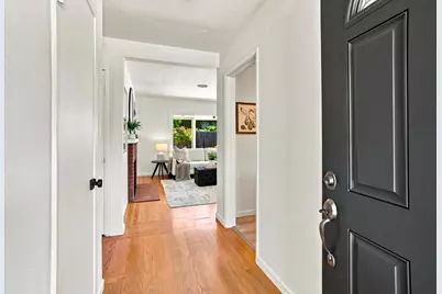 1583 Gilmore St, Mountain View, CA 94040 - Photo 5