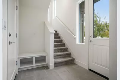 37751 Hickory St, Newark, CA 94560 - Photo 5