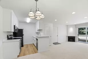 2728 Somerset Park Cir, San Jose, CA 95132 - Photo 13
