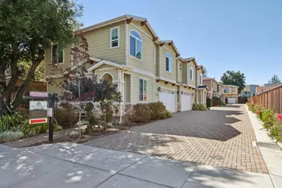182 Redding Rd, Campbell, CA 95008 - Photo 1
