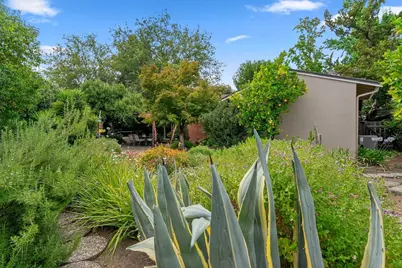 924 Kamsack Ct, Sunnyvale, CA 94087 - Photo 61