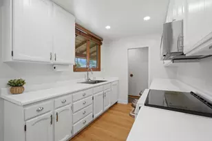 30713 Prestwick Ave, Hayward, CA 94544 - Photo 13