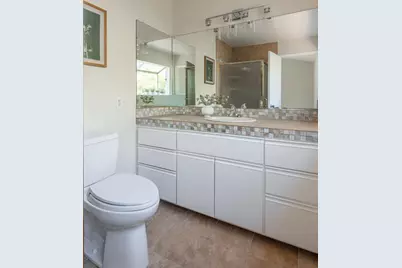 550 Anchor Cir, Redwood City, CA 94065 - Photo 17