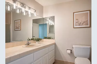 550 Anchor Cir, Redwood City, CA 94065 - Photo 19