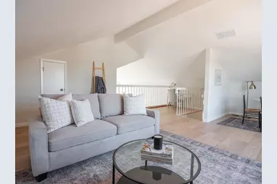 550 Anchor Cir, Redwood City, CA 94065 - Photo 11