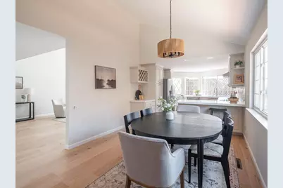 550 Anchor Cir, Redwood City, CA 94065 - Photo 7