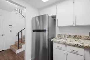 20115 Redwood Rd 7, Castro Valley, CA 94546 - Photo 11