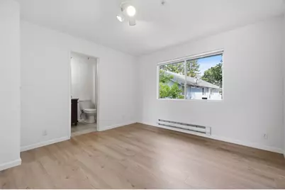 20115 Redwood Rd 7, Castro Valley, CA 94546 - Photo 17