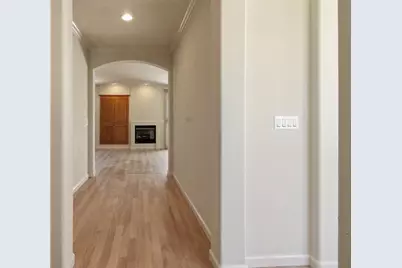 2 Churchill Cir, Salinas, CA 93906 - Photo 3