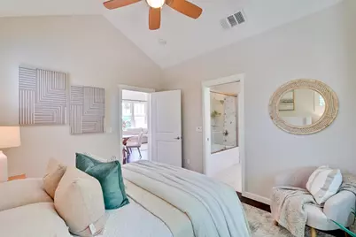 201 Pine Way, Mountain View, CA 94041 - Photo 17
