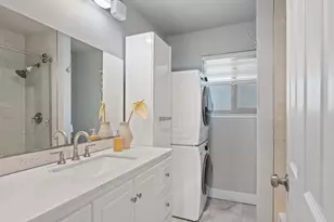 205 Red Oak Dr P, Sunnyvale, CA 94086 - Photo 13